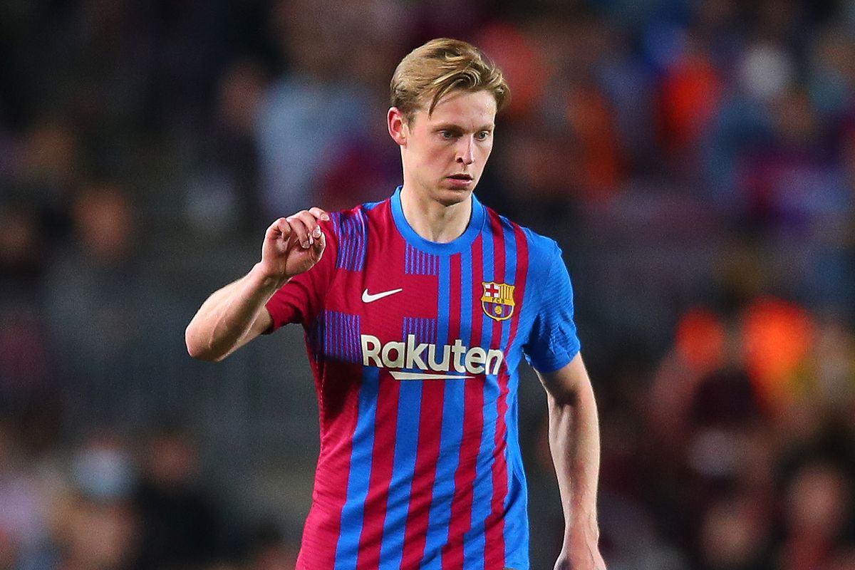 برشلونة لا يمانع بيع دي يونغ للاستفادة من عائده المادي