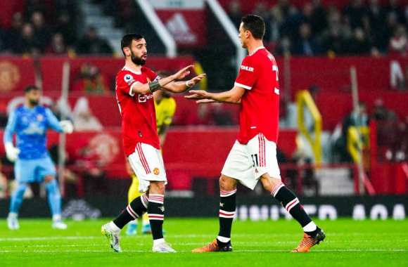 مانشستر يونايتد يهزم برينتفورد بثلاثية في الدوري الإنجليزي