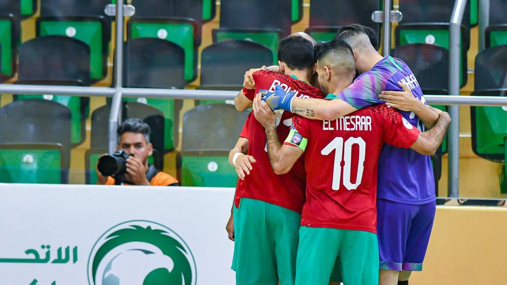 “أسود” القاعة يتأهلون لنهائي كأس العرب على حساب مصر