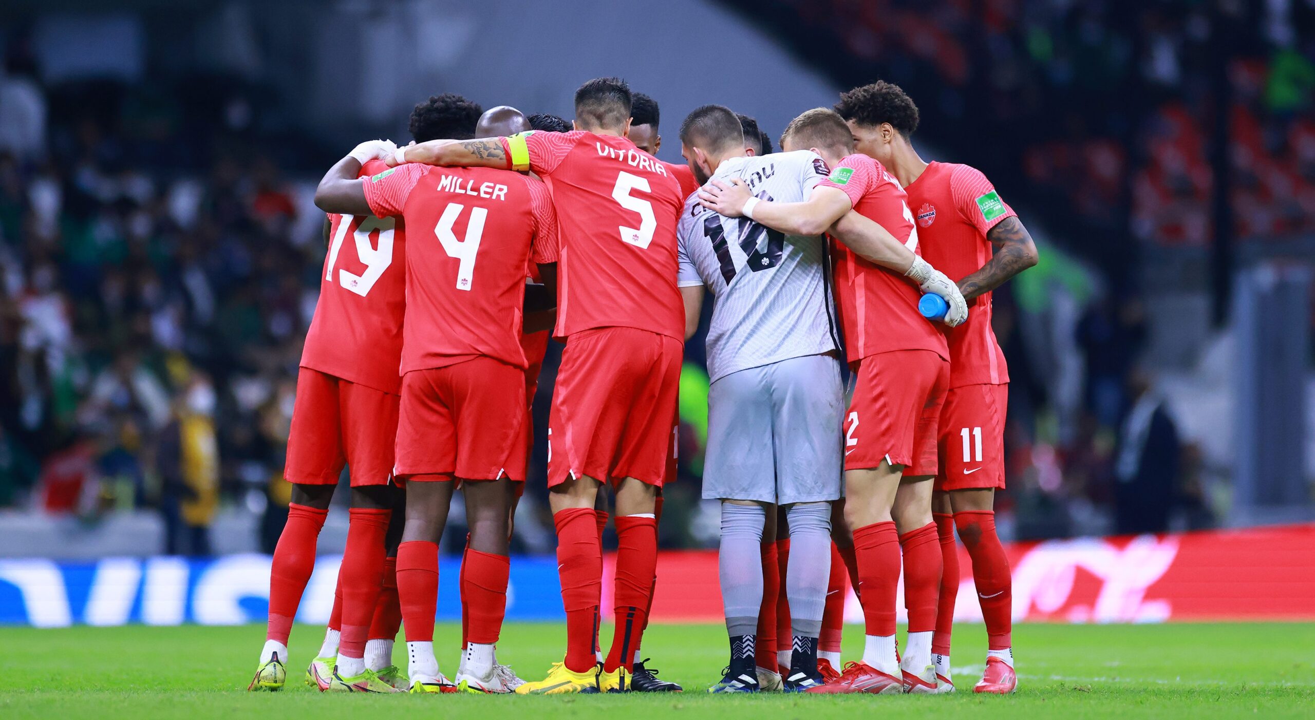 لاعبو كندا يعودون إلى التداريب.. ويتفاوضون مع الاتحاد