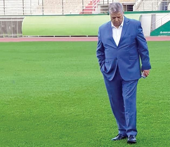 الاتحاد الجزائري يوافق على استقالة رئيسه