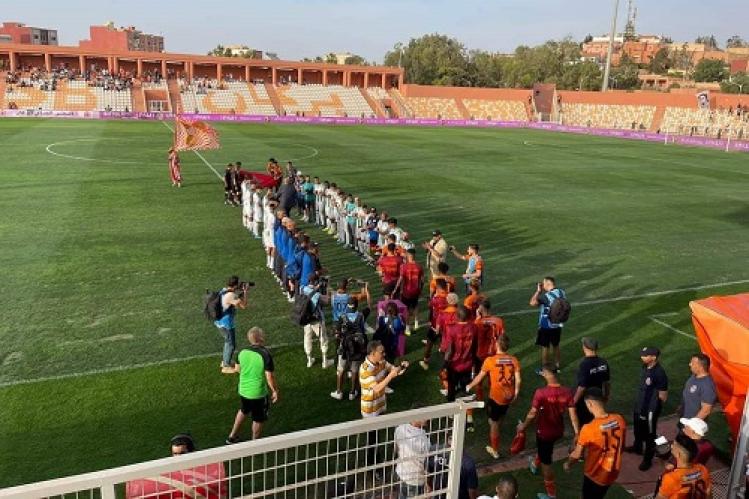جامعة الكرة تهنئ الدفاع الحسنى الجديدي بعد صعوده لقسم الأضواء