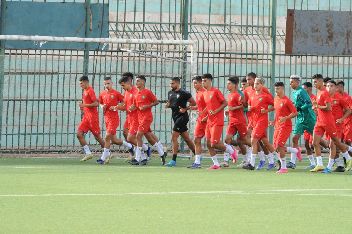 المنتخب الوطني لاقل من 17 سنة يجري اول حصة تدريبية بمدينة وهران