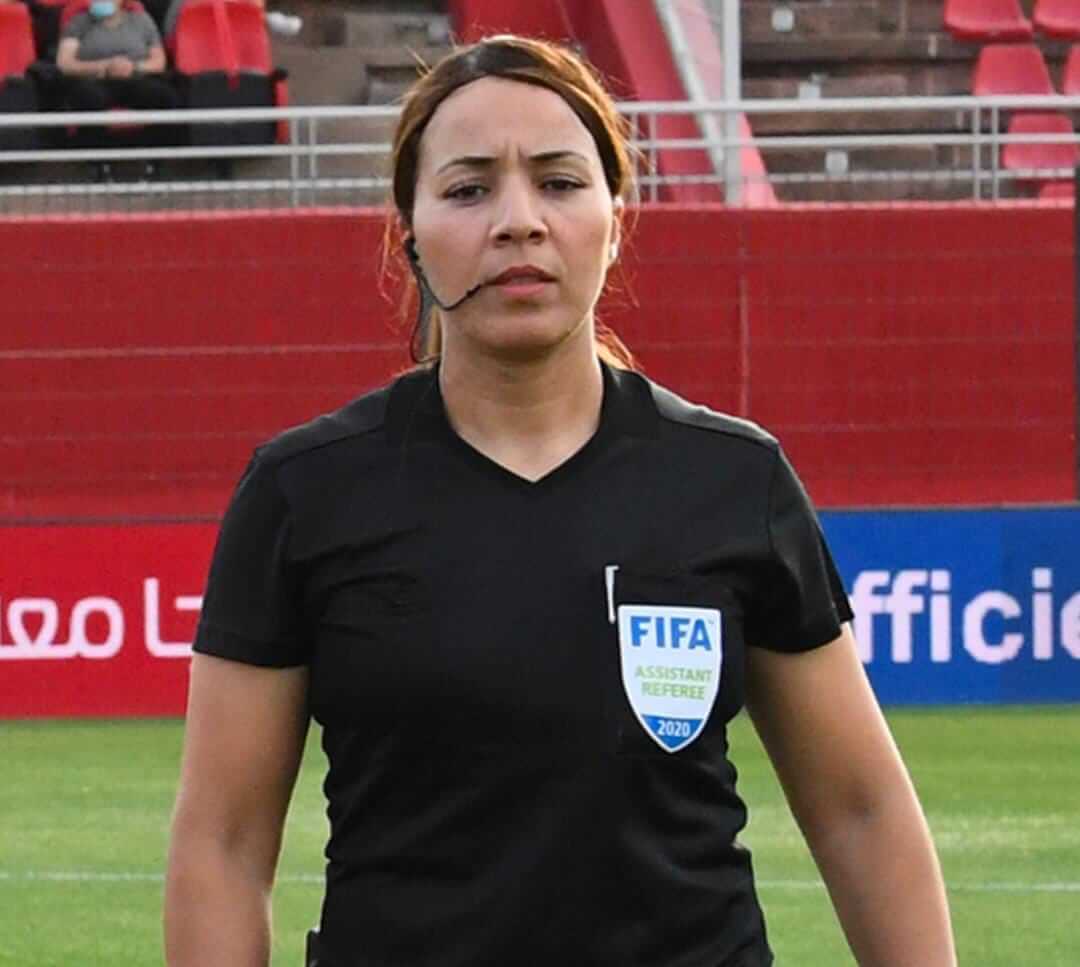 الحكمة المغربية فتيحة الجرمومي في نهائي كأس العالم للسيدات لأقل من 20 سنة