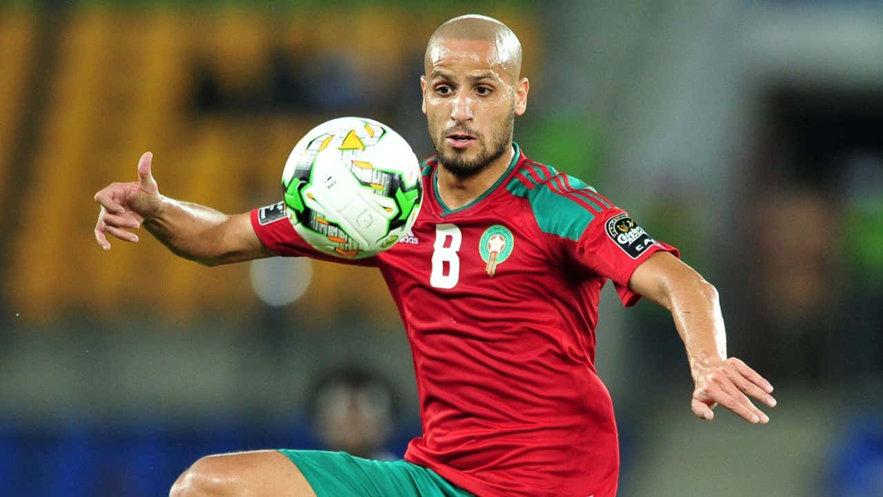 فيفا يتغنى بكريم الأحمدي معتبرة إياه “لاعب تكتيكي وبروح قيادية”