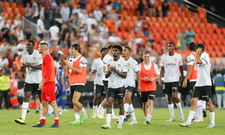 فالنسيا يقسو على خيتافي في الدوري الإسباني