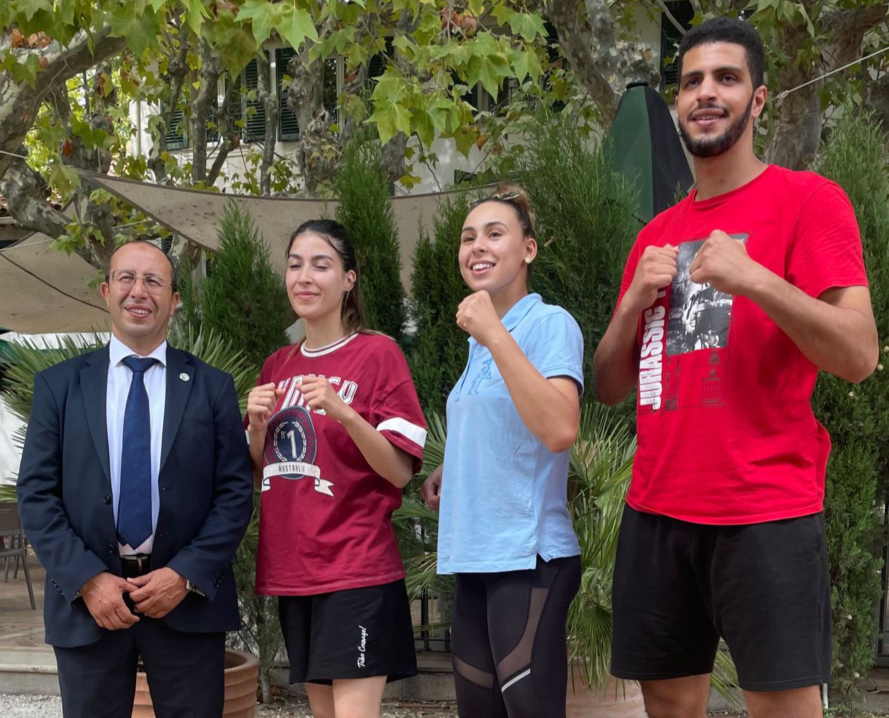 زيارة رئيس الجامعة الملكيةالمغربيةللتايكوندو للأبطال المغاربة المتواجدين بفرنسا
