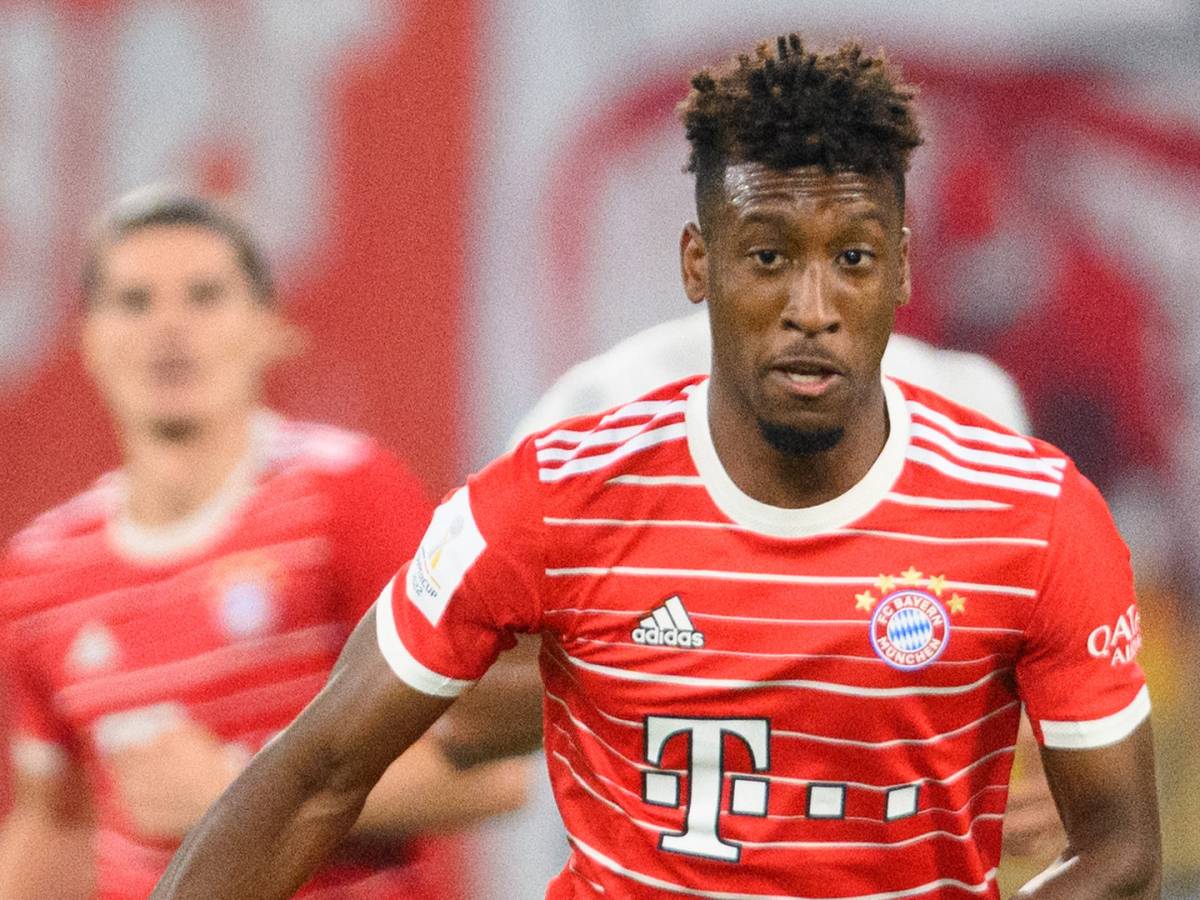 بايرن ميونخ يفتقد جهود كومان في مواجهة برشلونة