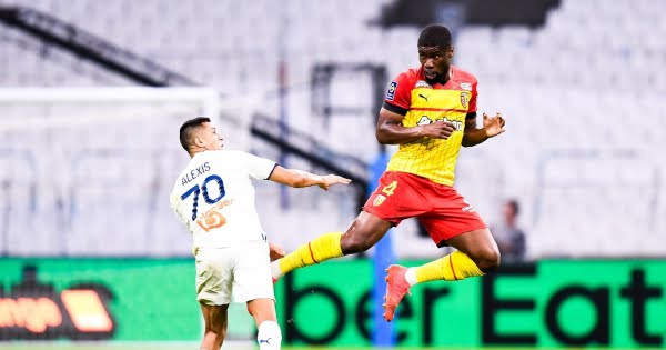 لانس يهزم مضيفه مارسيليا ويرتقي لوصافة الدوري الفرنسي