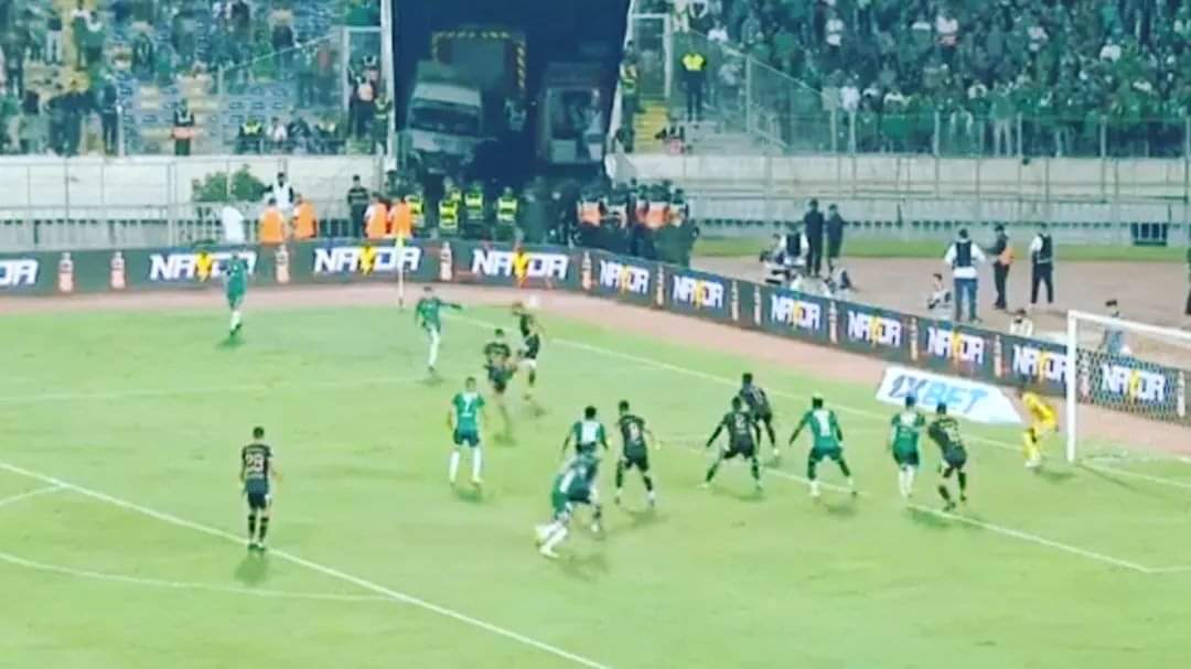 اعتقال 9 مشجعين لحسنية أكادير قبل مواجهة الرجاء