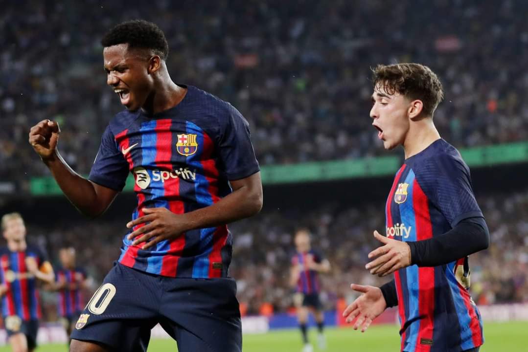 برشلونة ييقسو على فياريال…. و ليفادوفسكي يتألق من جديد !