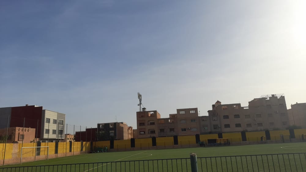 بالصور… لاعبو مولودية وجدة يواصلون الإضراب عن التداريب