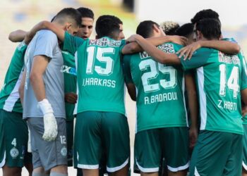 الرجاء الرياضي يكشف لائحة لاعبيه لمواجهة حسنية أكادير