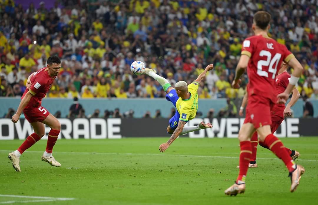 المنتخب البرازيلي يفتتح مشاركته في المونديال بانتصار على صربيا