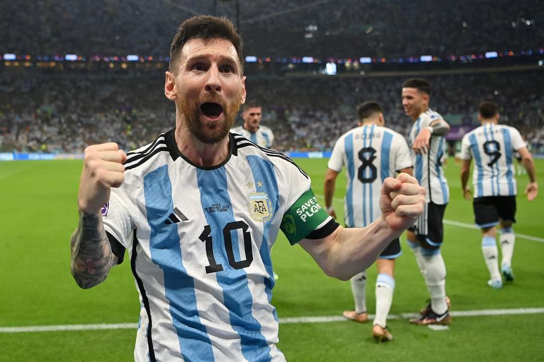 ميسي  يحيي آمال الارجنتين في التأهل للدور الثاني بعد الفوز على المكسيك