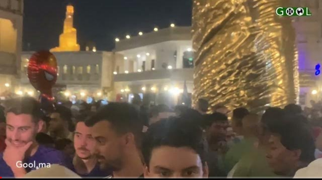 شاهد.. إحتفالية الجماهير الأرجنتينية بالدوحة قبل لقاء المكسيك