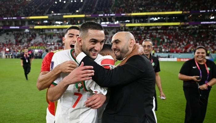 حكيم زياش يقترب من توقيع كشوفات ميلان الإيطالي