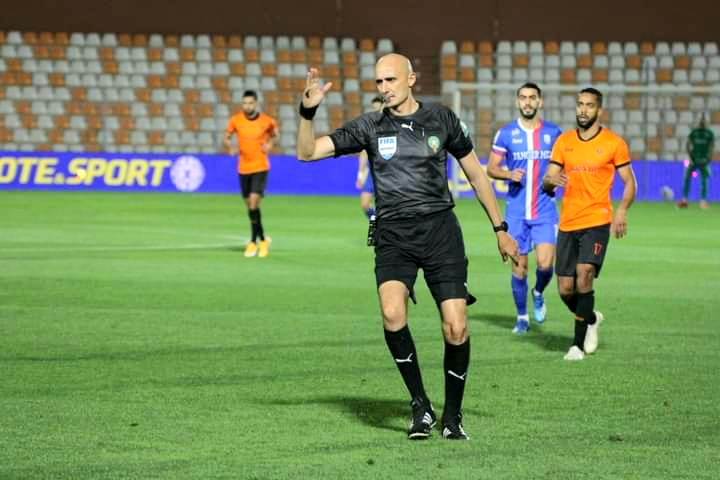 3 حكام مغاربة في كأس إفريقيا للمحليين بالجزائر