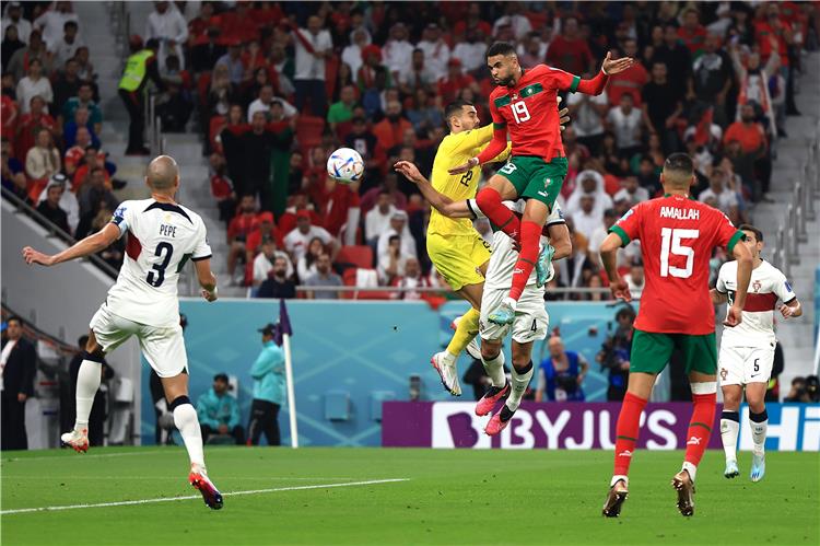 بالفيديو  :هل تفوق النصيري على ارتقاء كريستيانو رونالدو التاريخي ؟