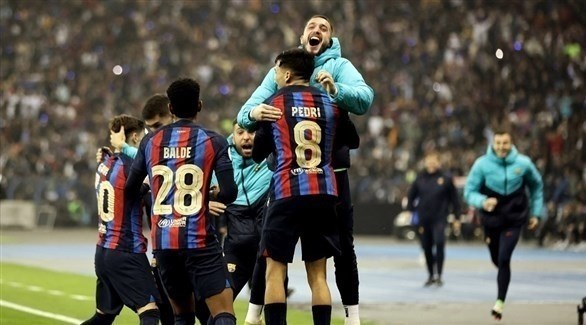 برشلونة يحسم الكلاسيكو بالثلاثة ويتوّج بالسوبر الإسباني
