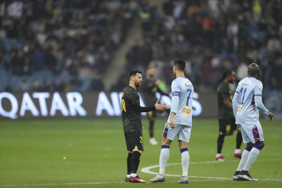 باريس سان جيرمان يفوز بكأس موسم الرياض