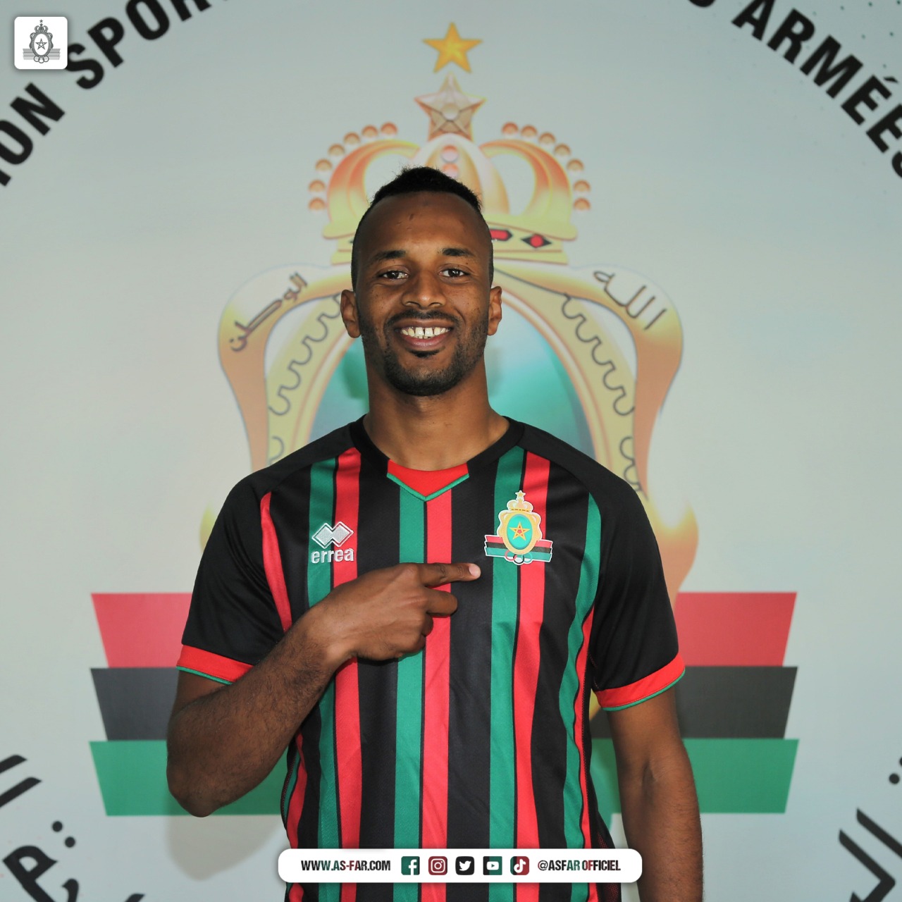 الجيش الملكي يتعاقد مع اللاعب مصطفى الصهد