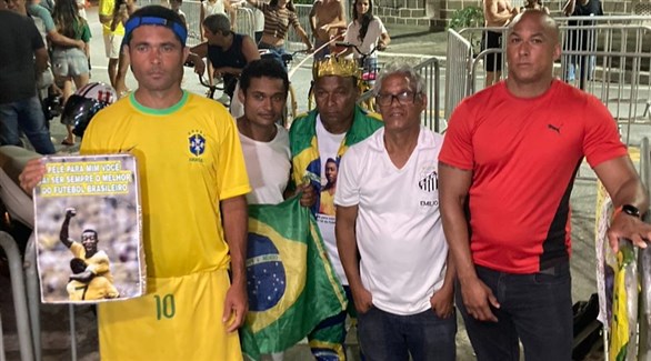 البرازيل تلقي النظرة الأخيرة على بيليه