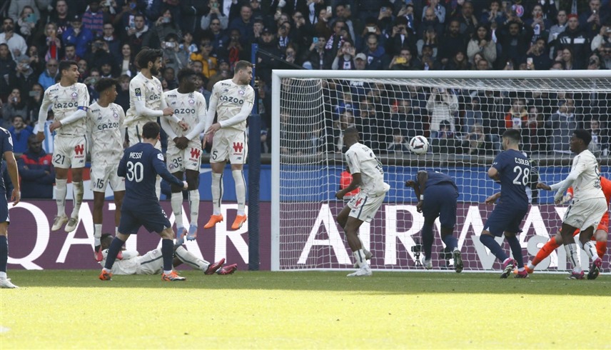 ميسي الحاسم يقود سان جيرمان للفوز على ليل في الدوري الفرنسي