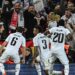 ريال مدريد يسحق مضيفه ليفربول ويضع قدما في ربع نهائي دوري الأبطال