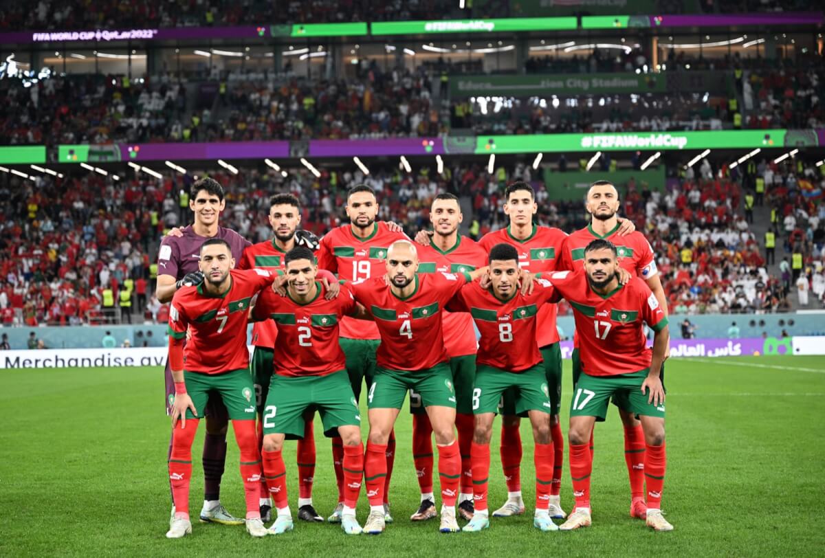 فان دير فارت ينصح توتنهام بضم نجم المنتخب المغربي