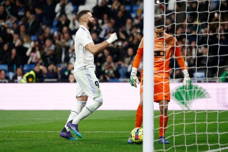 ريال مدريد يفوز برباعية على إلتشي ويقلص الفارق مع برشلونة المتصدر
