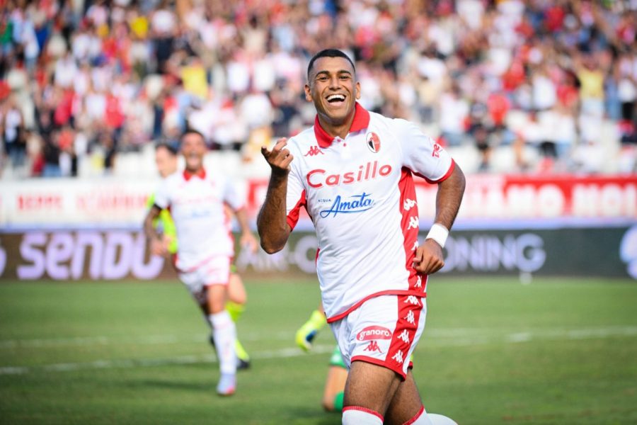 وليد شديرة يسجل هدفا في مرمى أسكولي ليتصدر ترتيب هدافي الدوري الإيطالي