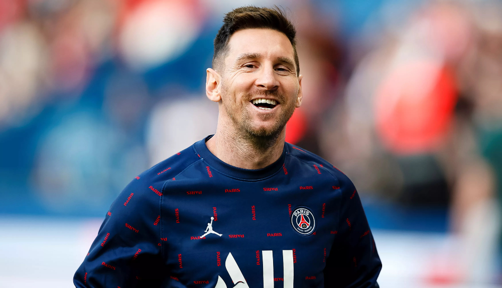 ميسي يدخل في مفاوضات جادة للانتقال إلى الهلال السعودي