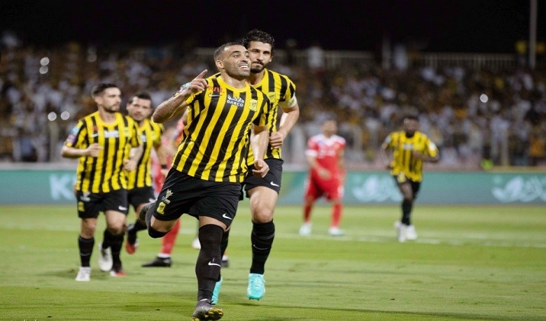 حمدالله يتصدر ترتيب هدافي الدوري السعودي