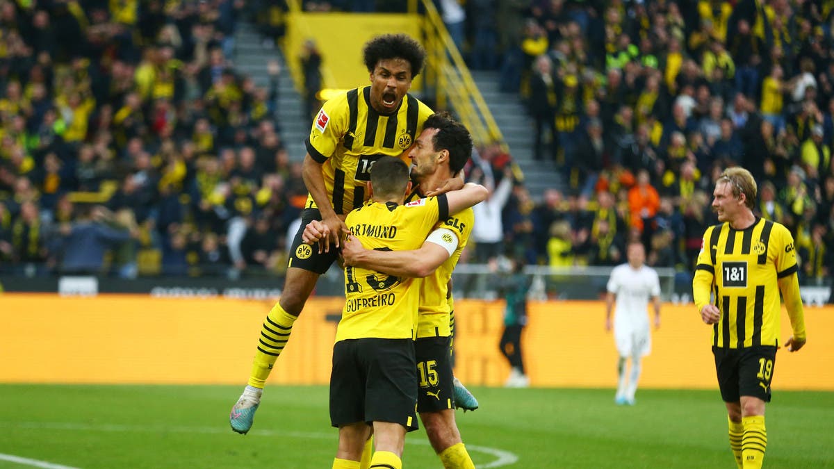 دورتموند قد يخسر الدوري بسبب خطأ تحكيمي فادح