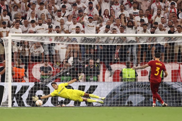 بونو يقود إشبيلية للفوز على روما والتتويج بلقب الدوري الأوروبي للمرة السابعة في تاريخه