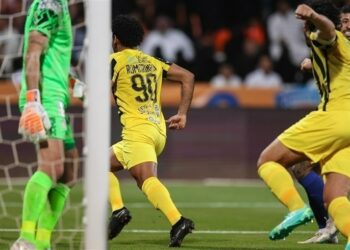 اتحاد جدة يتوج بلقب الدوري السعودي