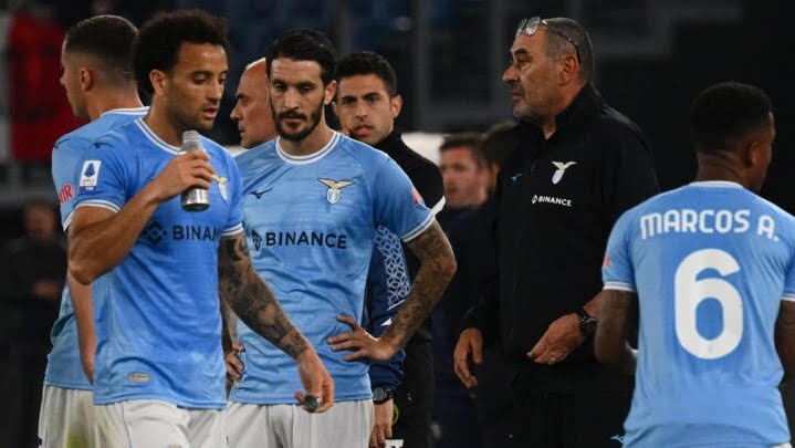 الدوري الإيطالي: لاتسيو يرفض تسليم نابولي اللقب