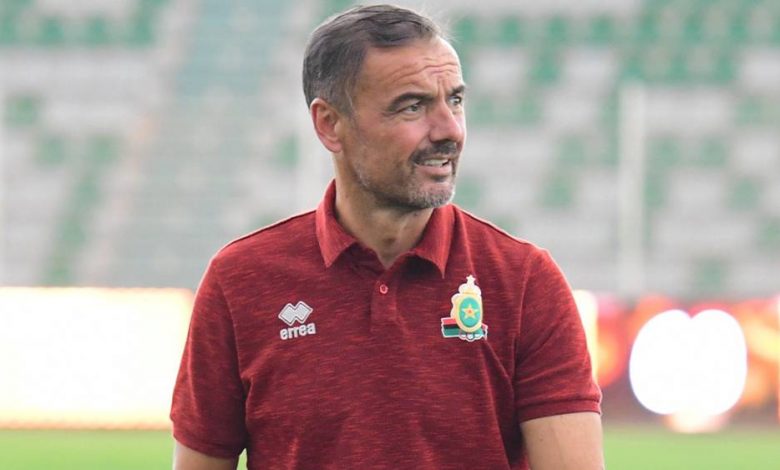 الجيش الملكي ينفصل عن المدرب داكروز