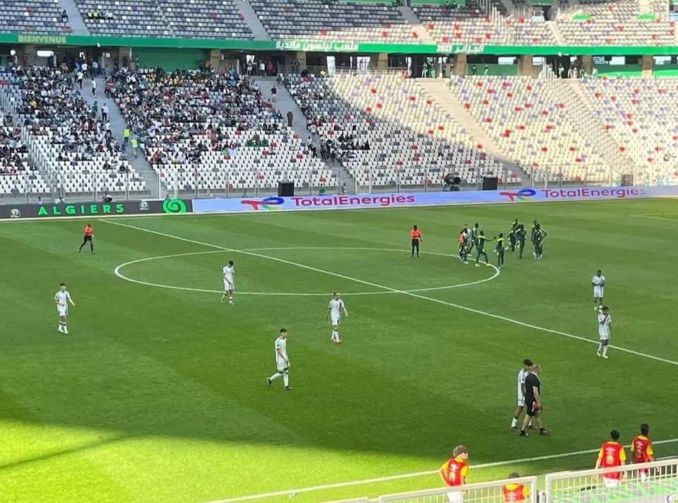 شبان الجزائر ينهزمون أمام السنغال بثلاثية نظيفة