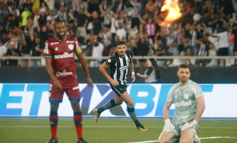 بوتافوغو يهزم فورتاليزا ويبتعد بصدارة الدوري البرازيلي