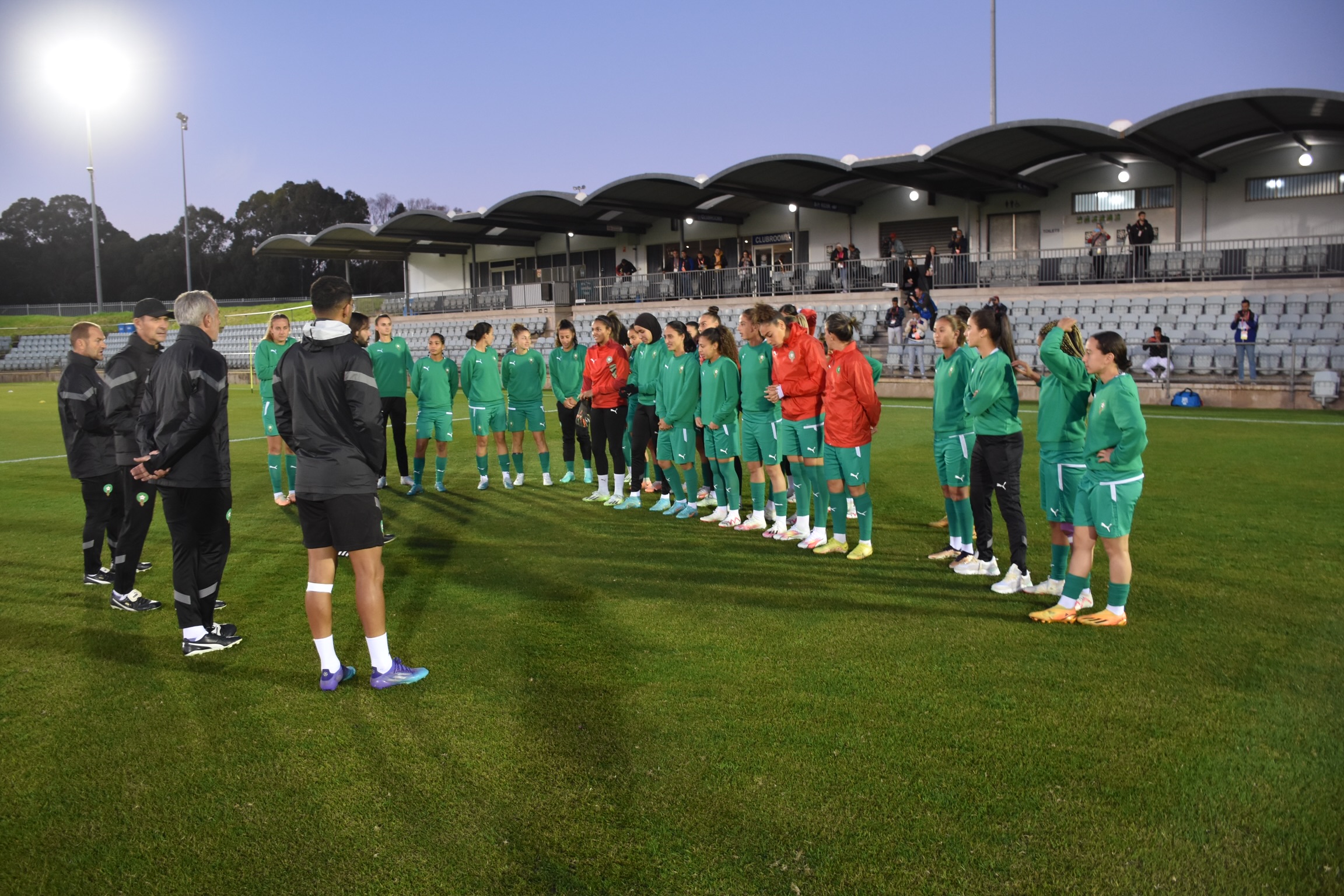 بالفيديو…اخر حصة تدريبية للمنتخب الوطني لكرة القدم النسوية قبل لقاء كوريا الجنوبية