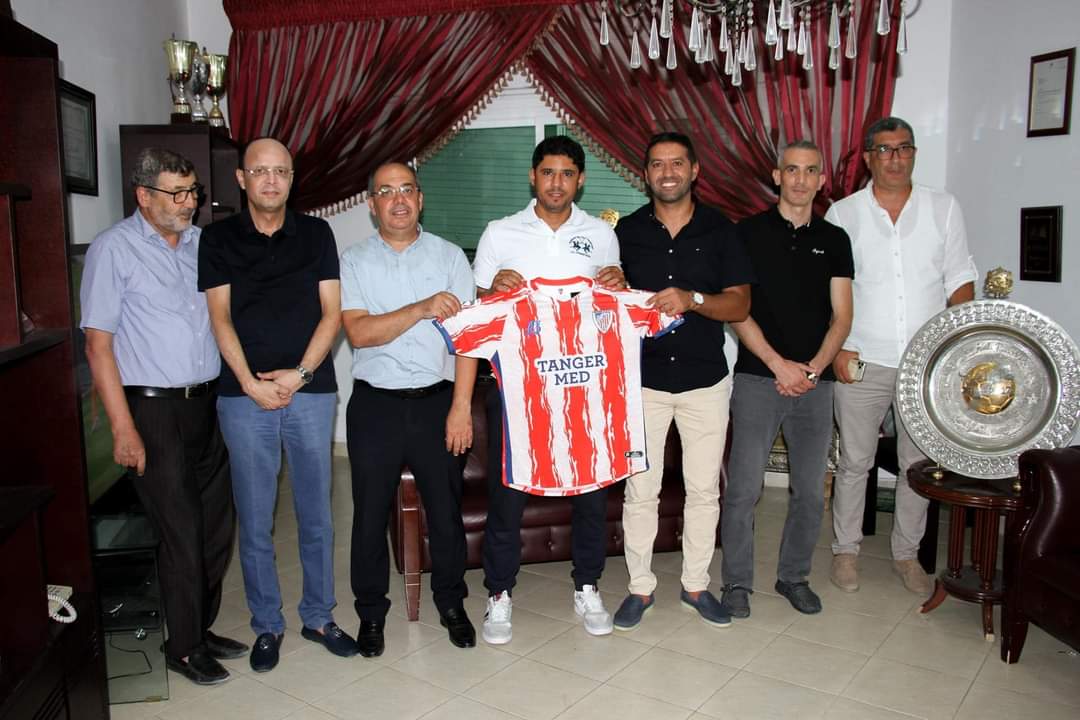 المغرب التطواني يتعاقد مع المدرب محمد العلوي الاسماعيلي