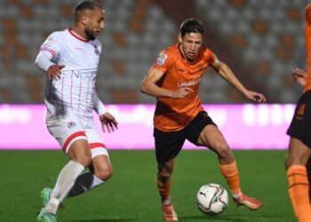 نهضة بركان يفوز على الفتح الرياضي ويتأهل إلى نهائي كأس العرش