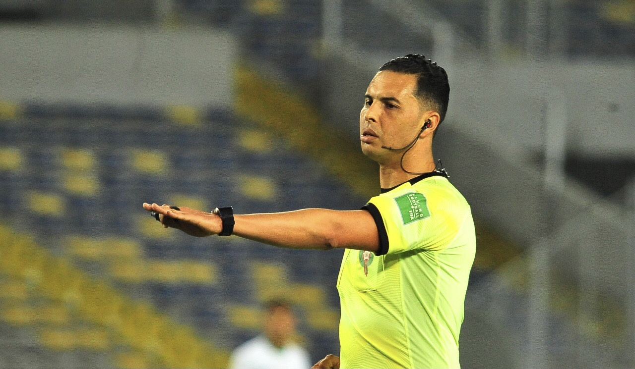 بوسليم وجيد حكما لنهائي كأس العرش بين نهضة بركان والرجاء الرياضي