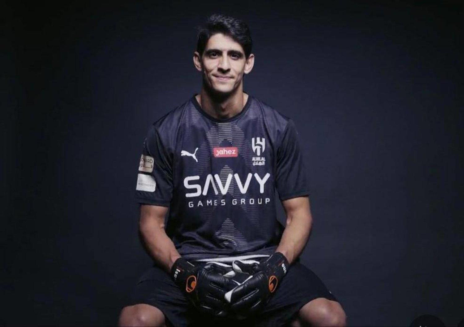 رسميا.. الهلال السعودي يعلن تعاقده مع ياسين بونو