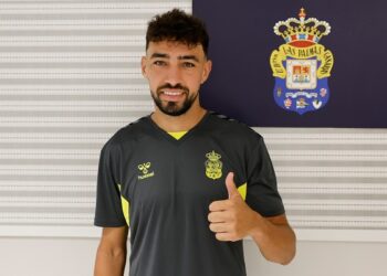الدولي المغربي منير الحدادي يوقع لفريق لاس بالماس