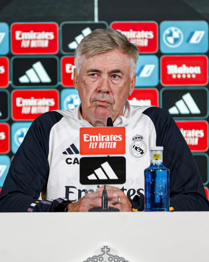 كارلو أنشيلوتي يؤكد جاهزية فينيسيوس لـ”ديربي” مدريد