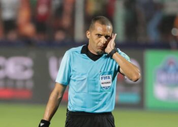 رضوان جيد يقود كلاسيكو الرجاء و الجيش