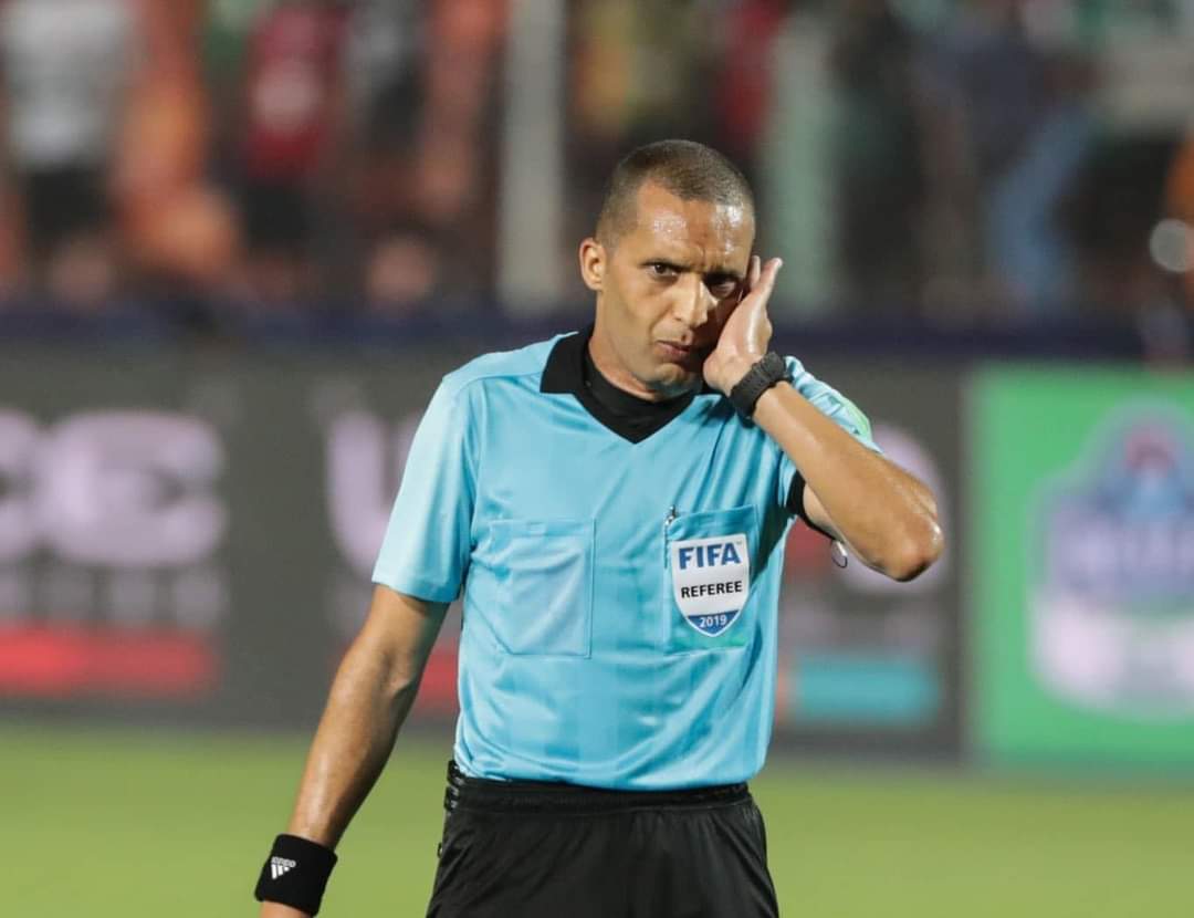 رضوان جيد يقود كلاسيكو الرجاء و الجيش